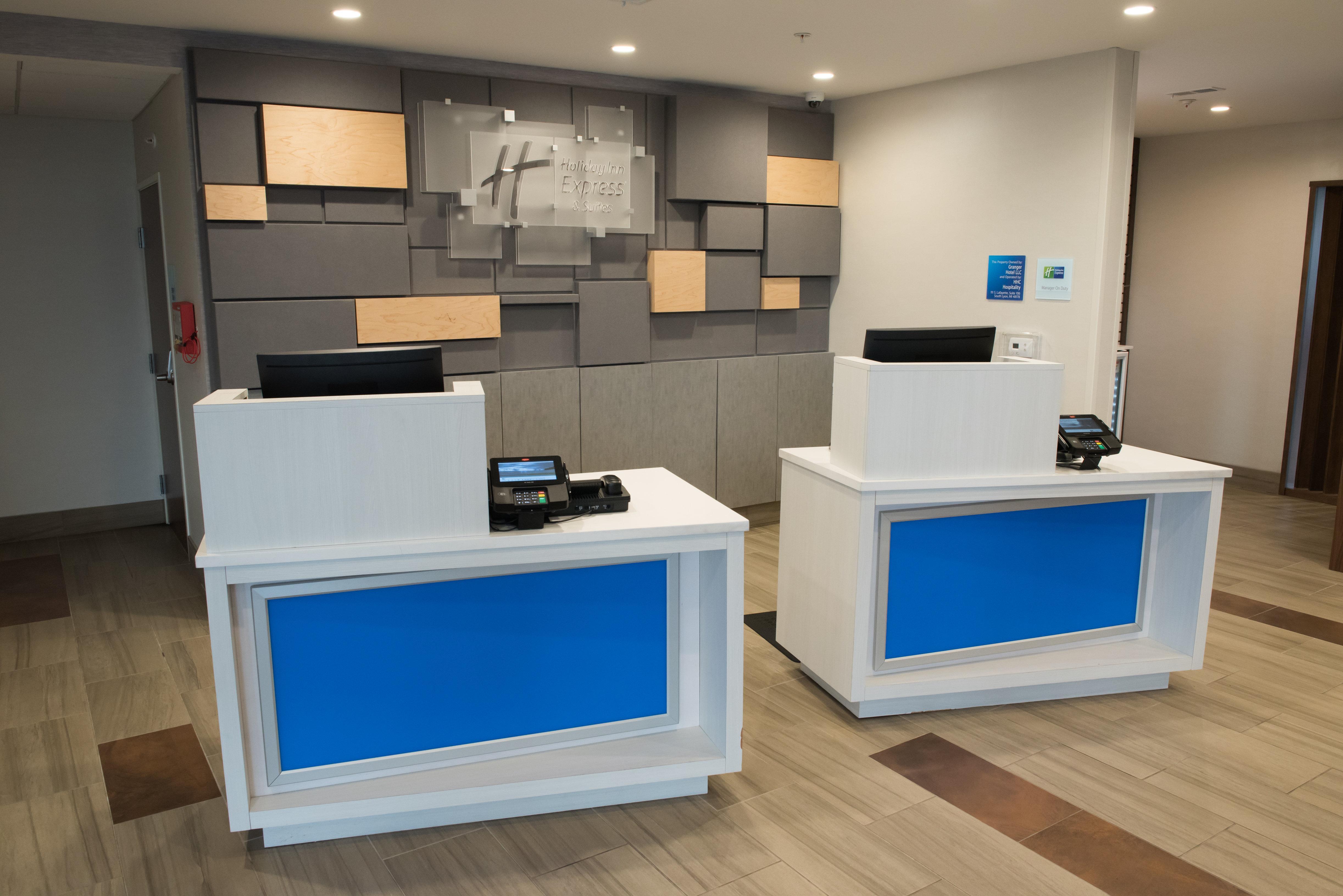Holiday Inn Express & Suites - Orland Park Mokena By Ihg Exterior foto